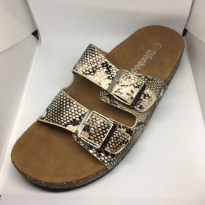 Women’s slippers